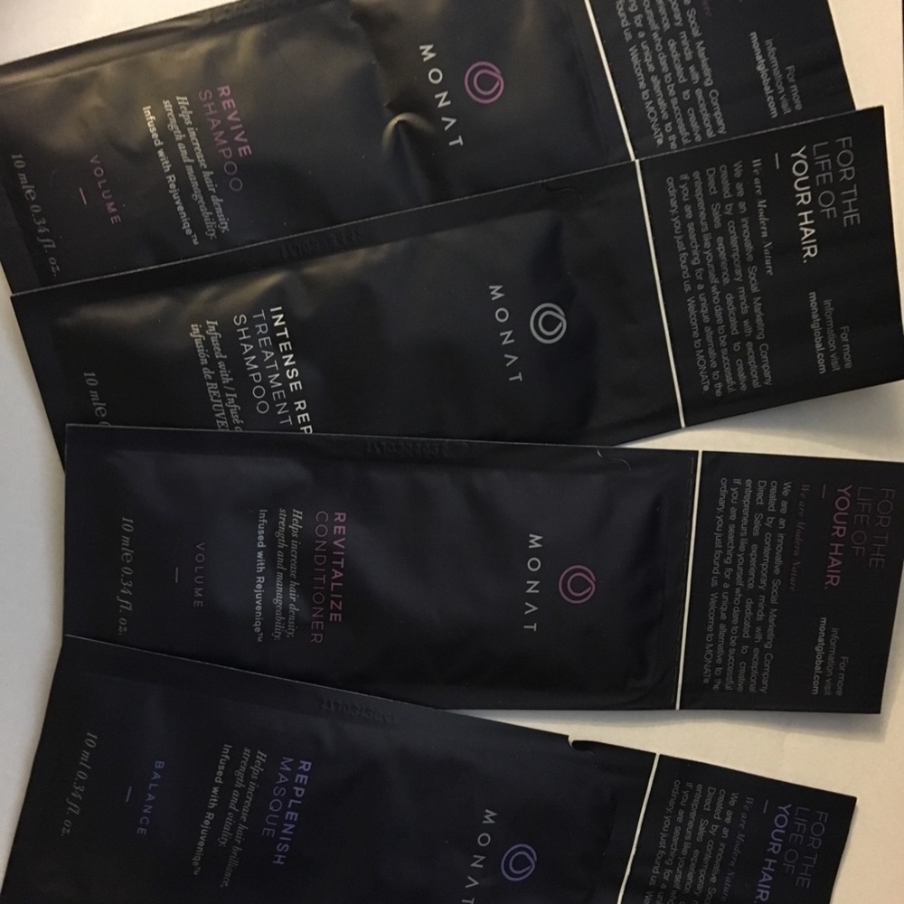 Monat Samples